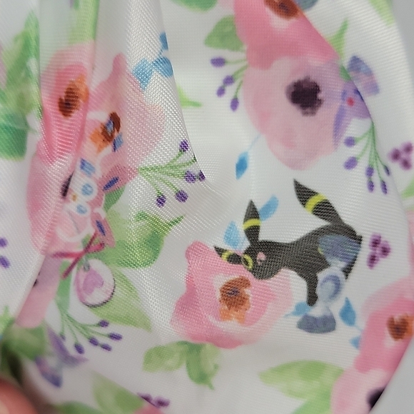 NWT Pokemon Eevee floral pouch from Japan Kuji - Picture 4 of 7